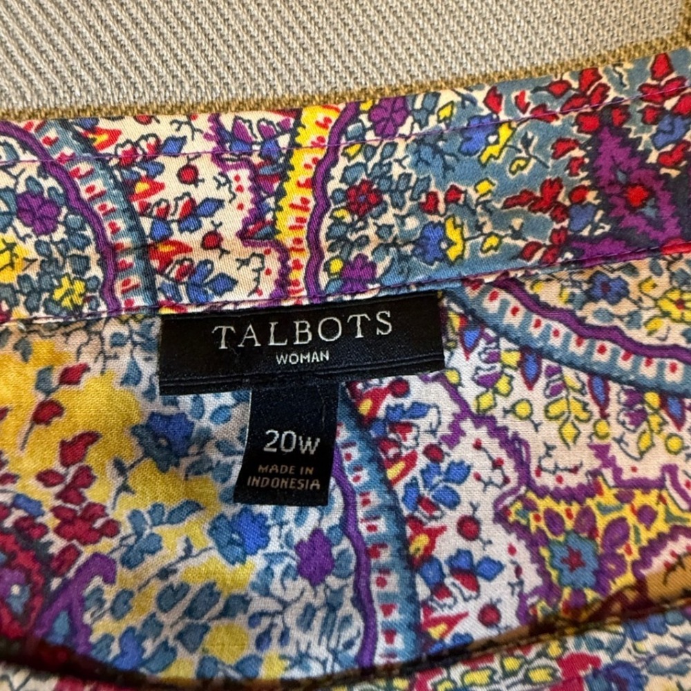 Talbots Woman Paisley Medallion Cotton Top 20W Multi-Color Gold Button 2446 - Picture 2 of 7
